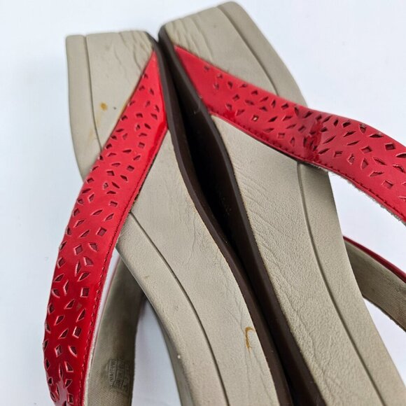 Vionic Zuma Red Faux Patent Leather Wedge Thong Orthotic Comfort Sandal 9 - Picture 11 of 12